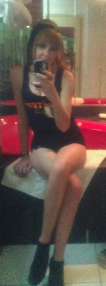 , 40  female escort, Niagara