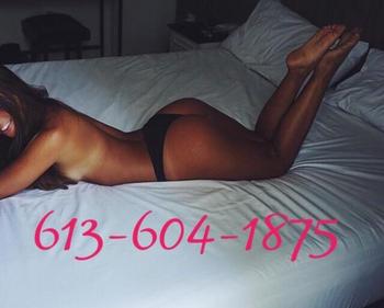 , 23  female escort, Niagara