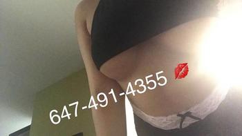 , 22  female escort, Niagara