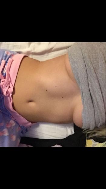 , 19  female escort, Niagara