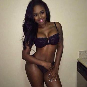 , 21 African American female escort, Niagara