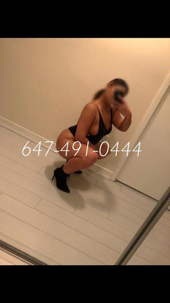 , 22  female escort, Niagara