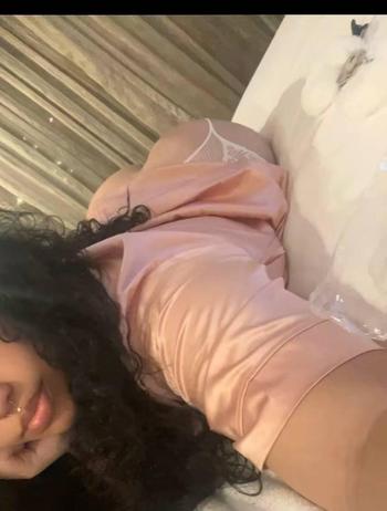 Desiree, 23 Black female escort, Niagara