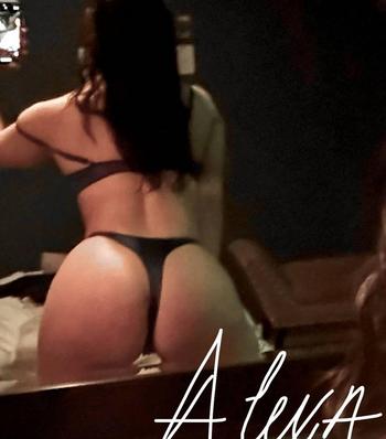Alexxxa, 26 Caucasian/White female escort, Niagara