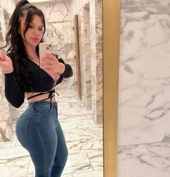 Samira, 27 Caucasian/White female escort, Niagara