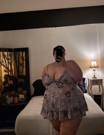 Lillian Mac, 39 Caucasian/White female escort, Niagara